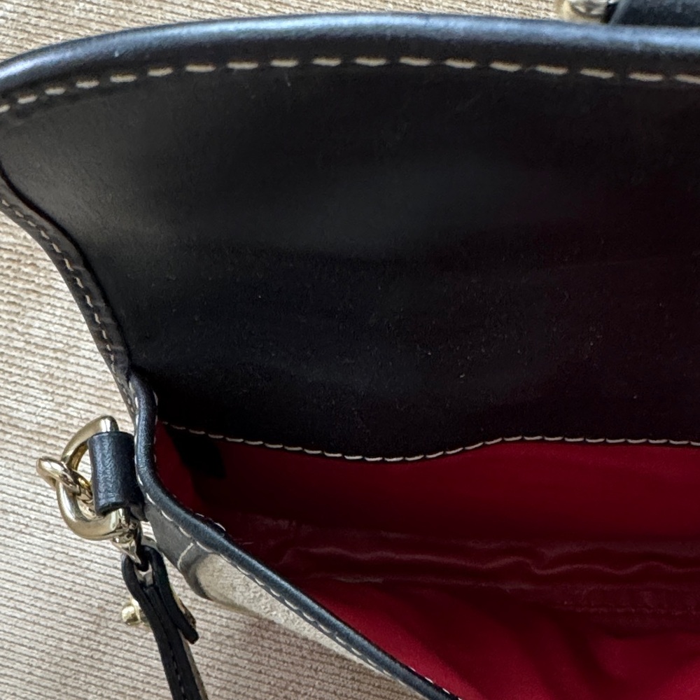 Dooney & Bourke Black and Cream Wristlet - Picture 5 of 5